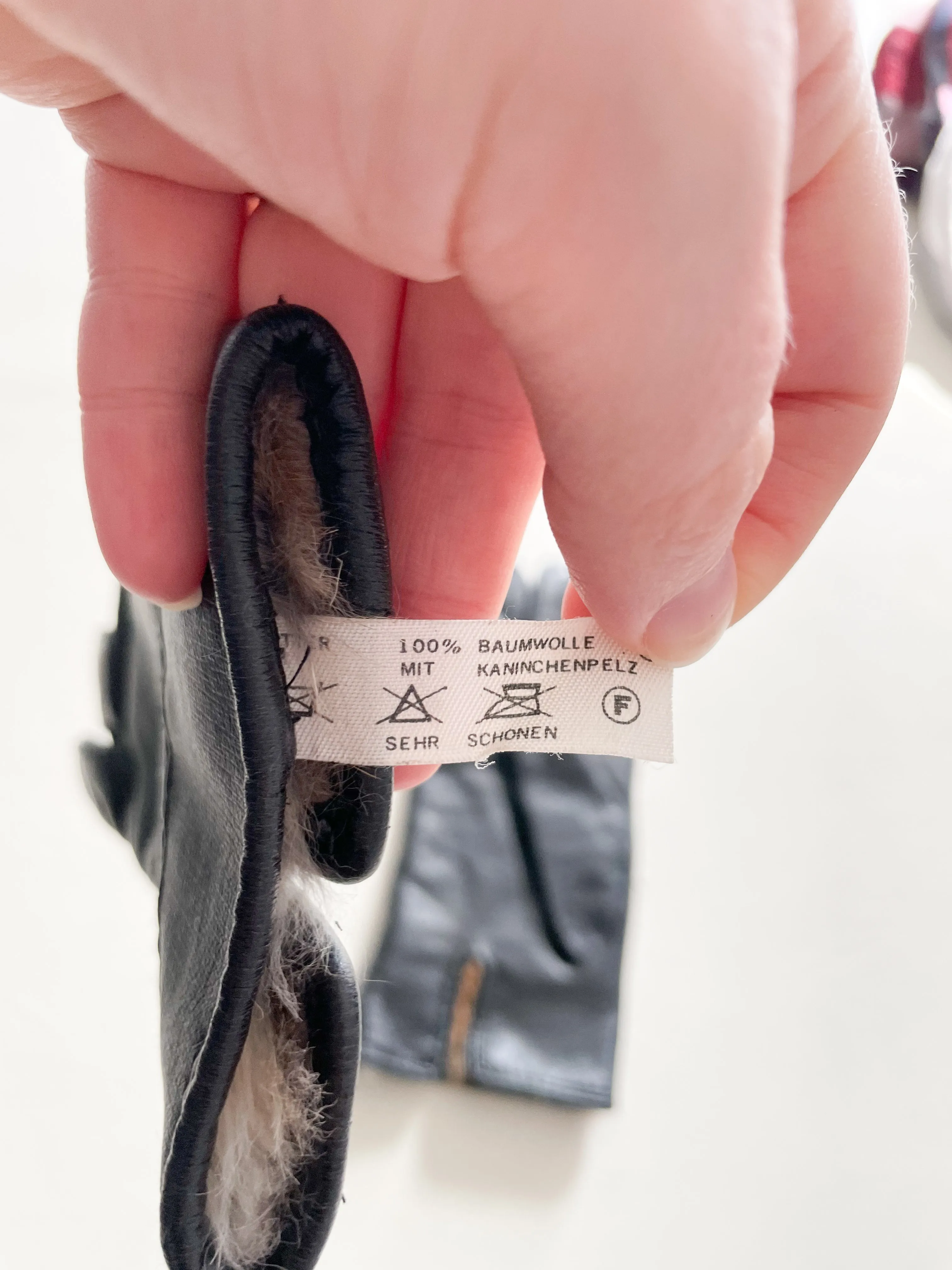 Black Genuine Leather Fur Lined Gloves With Weaving Detail